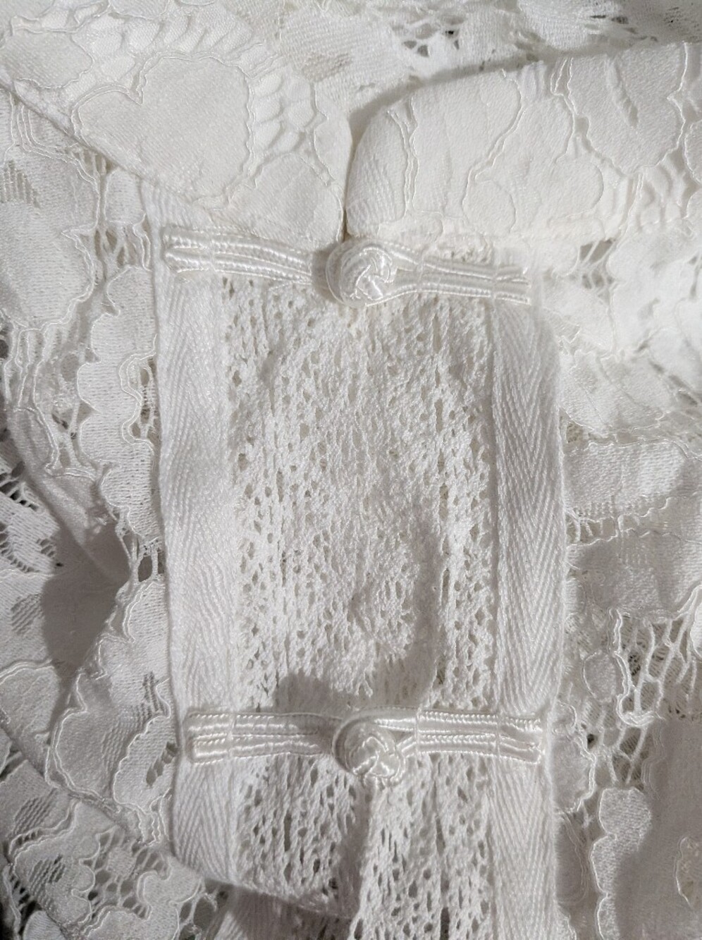 Commense Frog Closure Lace Mandarin Collar Blouse - Picture 14 of 16